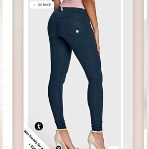 NWT Freddy wrup medium rise navy blue legging jeans jeggings size medium